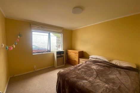 Photo of property in 207a Whites Line East, Waiwhetu, Lower Hutt, 5010