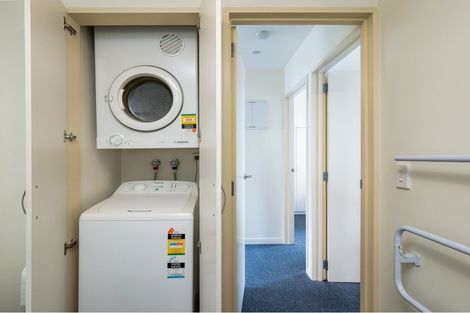 Photo of property in 28/30 Mathesons Road, Phillipstown, Christchurch, 8011