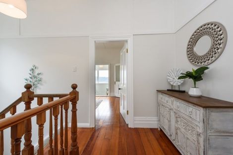 Photo of property in 3/57 Central Terrace, Kelburn, Wellington, 6012