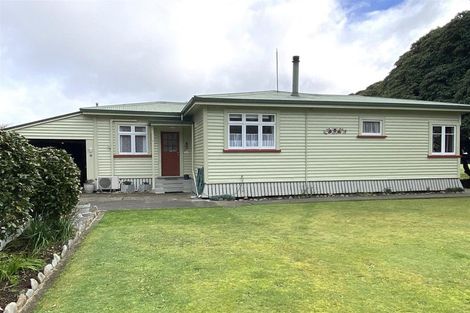 Photo of property in 2 Sinnamon Street, Reefton, 7830