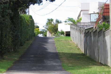Photo of property in 7 Huntly Road, Campbells Bay, Auckland, 0630