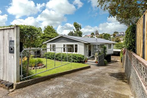 Photo of property in 22 Stuart Place, Blagdon, New Plymouth, 4310