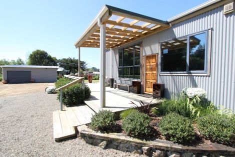 Photo of property in 1 Jackson Street, Eketahuna, 4900