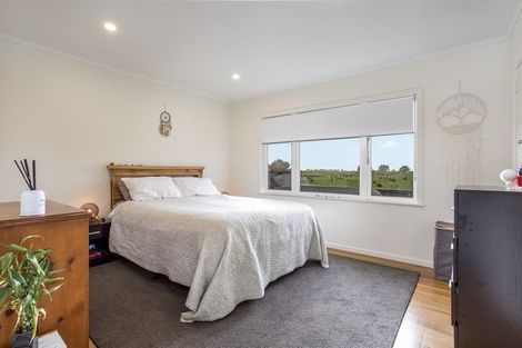 Photo of property in 11d Springs Road, Parakai, 0830