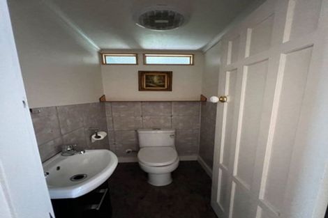 Photo of property in 220 St George Street, Papatoetoe, Auckland, 2025