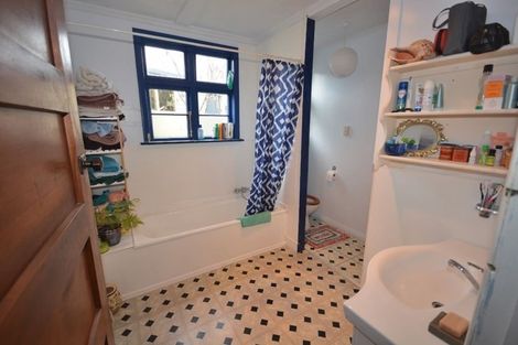 Photo of property in 1 Trig Hill Terrace, Waikanae Beach, Waikanae, 5036