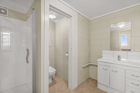 Photo of property in 5 Pine Grove, Tairua, 3508