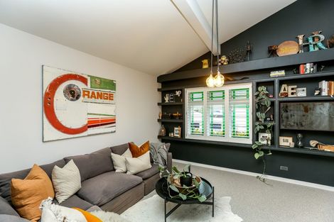 Photo of property in 22 Henui Street, Strandon, New Plymouth, 4312