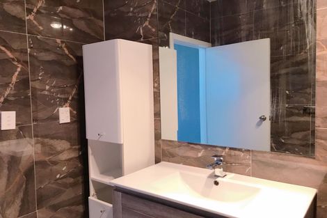 Photo of property in 75a Puhinui Road, Papatoetoe, Auckland, 2104