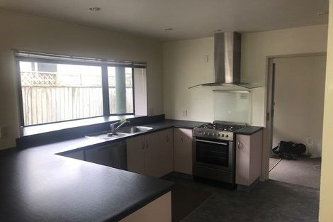 Photo of property in 2/15 Allen Street, Boulcott, Lower Hutt, 5011