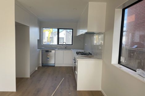 Photo of property in 77 Kaha Road, Papakura, 2110