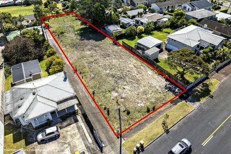 Photo of property in 1 Pleasant Road, Glen Eden, Auckland, 0602