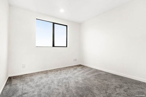 Photo of property in 40 Bloom Crescent, Sunnyvale, Auckland, 0612