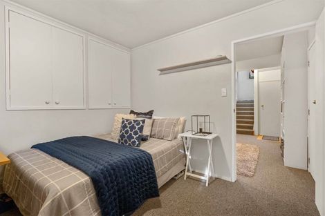 Photo of property in 33 Ramelton Road, Mount Roskill, Auckland, 1041