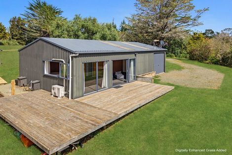 Photo of property in 17 Oruawharo Road, Topuni, Wellsford, 0975