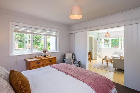 Photo of property in 16 Renown Road, Raumati South, Paraparaumu, 5032