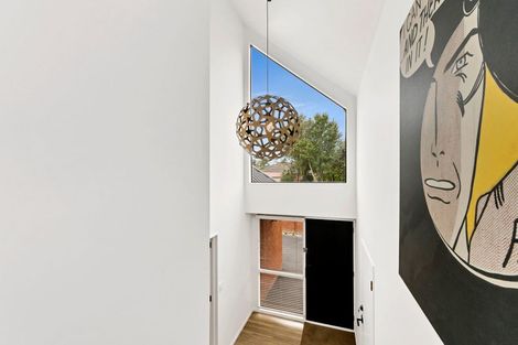 Photo of property in 9 Clyde Road, Upper Riccarton, Christchurch, 8041