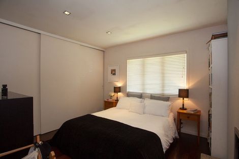 Photo of property in 8 Weona Place, Westmere, Auckland, 1022