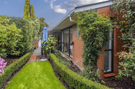 Photo of property in 1/5 Merrin Street, Avonhead, Christchurch, 8042