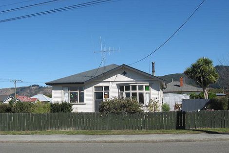 Photo of property in 15 George Street, Waimate, 7924