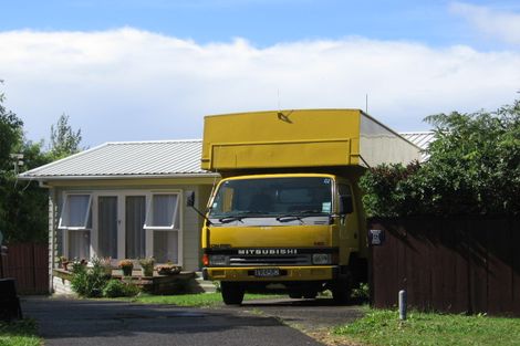 Photo of property in 24 Normandy Place, Henderson, Auckland, 0610
