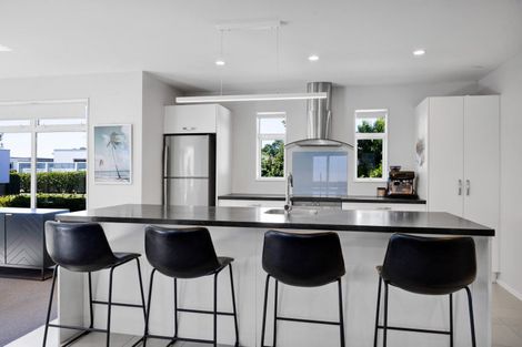 Photo of property in 21f Parkvue Drive, Bell Block, New Plymouth, 4312