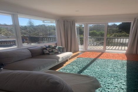 Photo of property in 27 Infidel Place, Torbay, Auckland, 0630