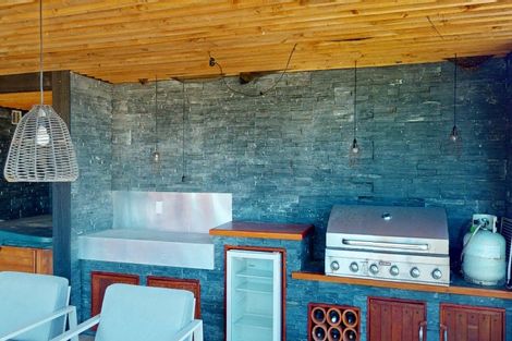 Photo of property in 10 Mowhia Grove, Waitarere, Levin, 5510