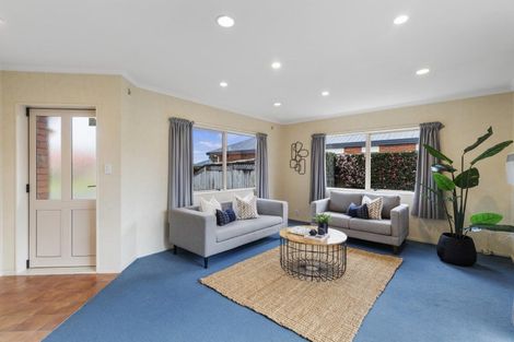 Photo of property in 22 Northmeadow Drive, Rototuna, Hamilton, 3210