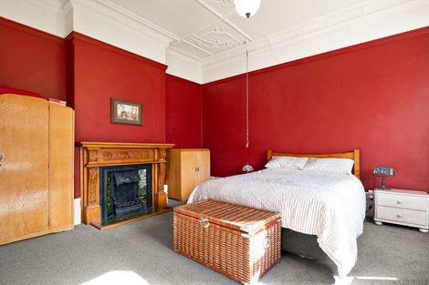 Photo of property in 66 Riverbank Road, Inch Clutha, Kaitangata, 9281