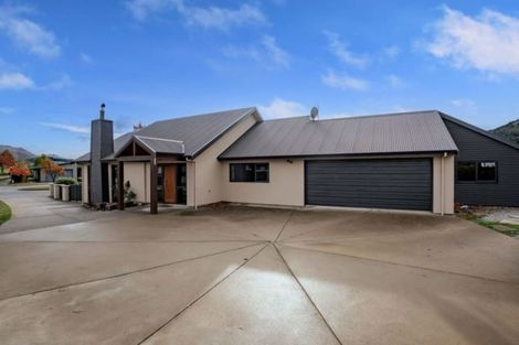 Photo of property in 60 Mount Iron Drive, Wanaka, 9305
