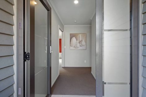 Photo of property in 33a Lismore Street, Strandon, New Plymouth, 4312