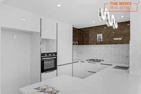 Photo of property in 26d Russell Road, Manurewa, Auckland, 2102