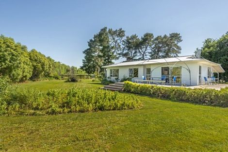 Photo of property in 172 Whatatutu Road, Te Karaka, 4094