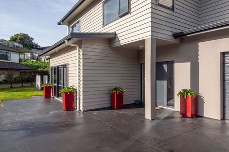 Photo of property in 8 Cheetwood Street, Churton Park, Wellington, 6037