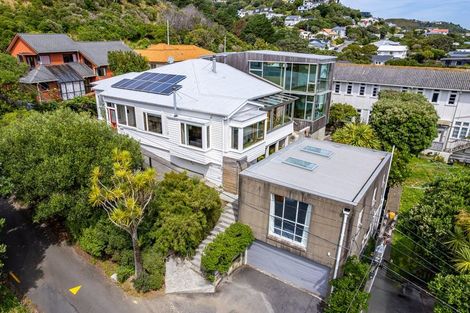 Photo of property in 17 Dover Street, Island Bay, Wellington, 6023