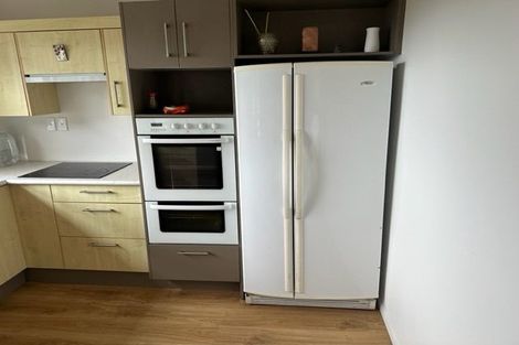 Photo of property in 258 Glamorgan Drive, Northcross, Auckland, 0630