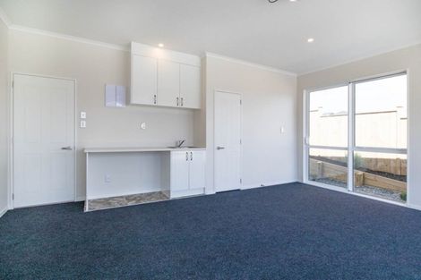 Photo of property in 8 Franheim Crescent, Orewa, 0931