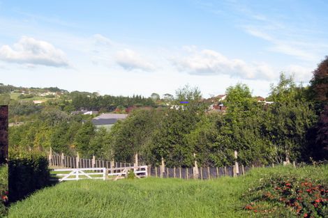 Photo of property in 39 Murphys Road, Totara Park, Auckland, 2019