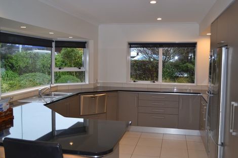 Photo of property in 53 Strowan Road, Strowan, Christchurch, 8052