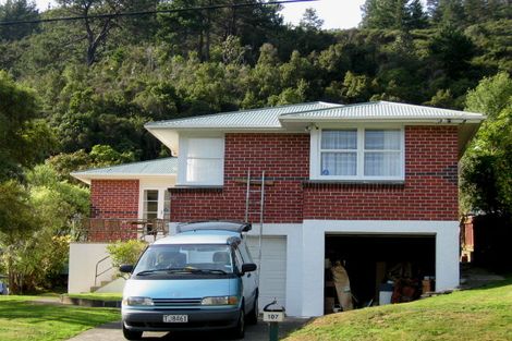 Photo of property in 107 Manuka Street, Stokes Valley, Lower Hutt, 5019