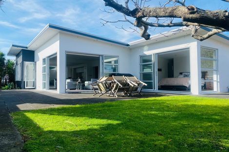 Photo of property in 272 Mangorei Road, Merrilands, New Plymouth, 4312