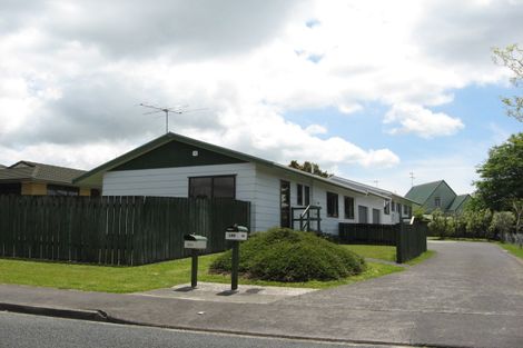 Photo of property in 14 Pinotage Place, Huapai, Kumeu, 0810