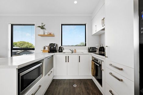 Photo of property in 1/37 North Ridge Drive, Rototuna North, Hamilton, 3210