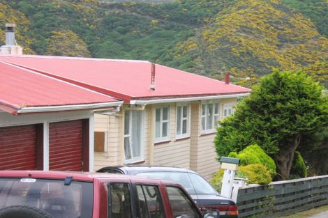 Photo of property in 9 Clinton Way, Kingston, Wellington, 6021