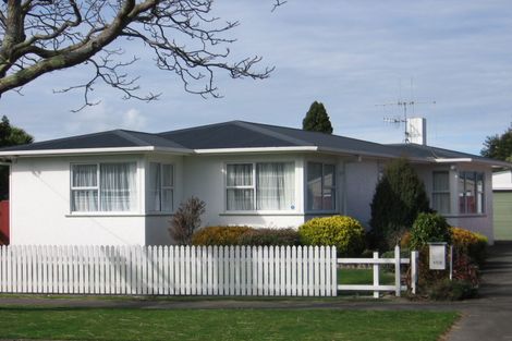 Photo of property in 102 Slacks Road, Awapuni, Palmerston North, 4412