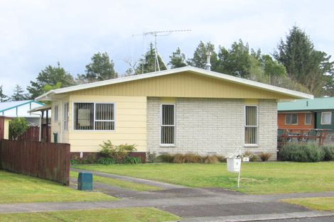 Photo of property in 5 Brookbank Place, Glenview, Hamilton, 3206