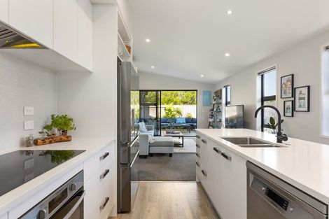 Photo of property in 64 Franks Way, Papamoa Beach, Papamoa, 3118