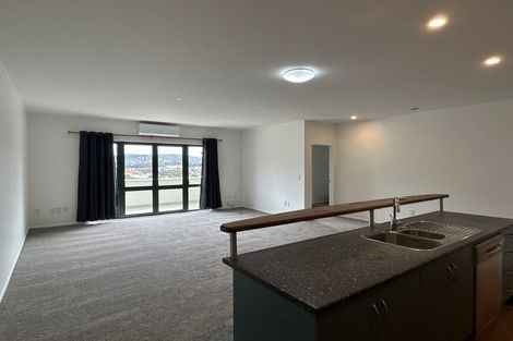 Photo of property in 3 Mitika Way, Strathmore Park, Wellington, 6022