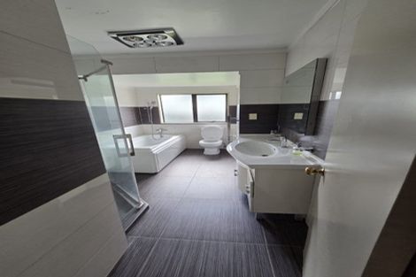 Photo of property in 1/70 Kelvin Road, Papakura, 2110